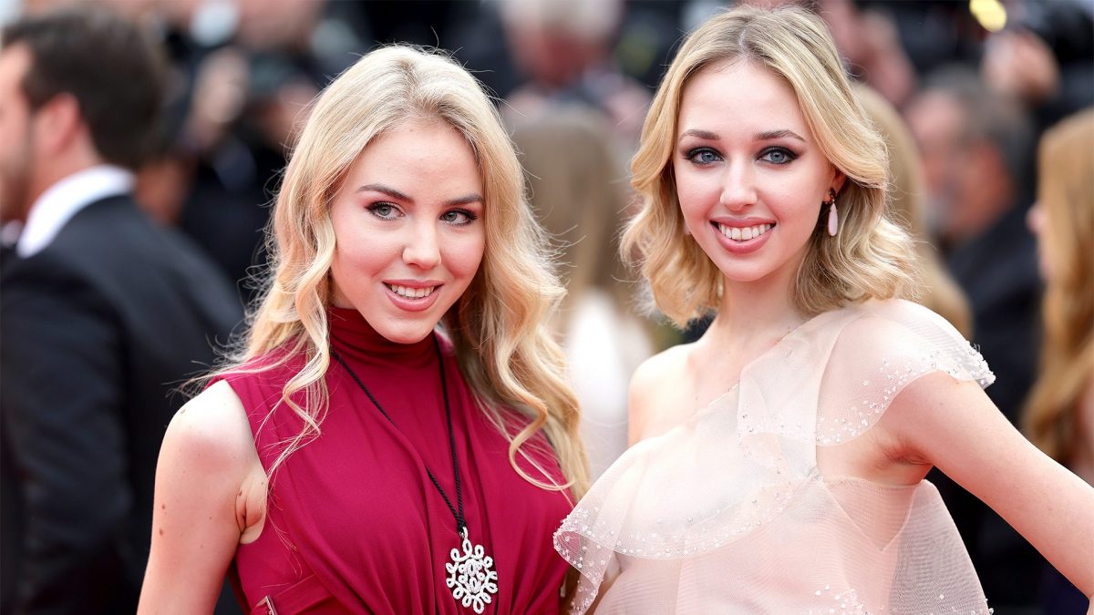 Les Princesses de Bourbon défilent à Cannes : qui sont Maria Carolina et Maria Chiara des Deux Siciles Les Princesses de Bourbon défilent à Cannes : qui sont Maria Carolina et Maria Chiara des Deux Siciles